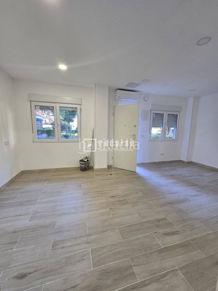 Foto 0ad35928-5edb-4ef6-bbab-a4950ebef222. Apartament a Virgen del Rosario Torrejón de Ardoz