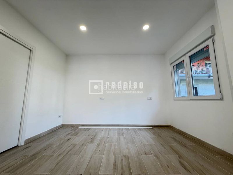 Foto 9c5c2033-92c2-4c9d-8273-23a3930eb1c0. Apartamento venta de estudio reformado en Virgen del Rosario Torrejón de Ardoz