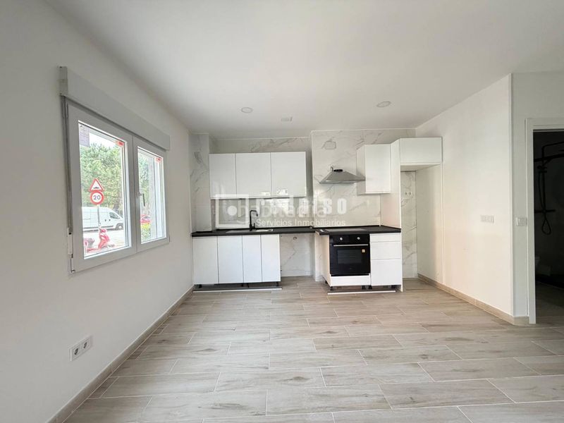 Foto f2da6c29-2ea2-42ae-9ded-45e853068389. Apartamento venta de estudio reformado en Virgen del Rosario Torrejón de Ardoz