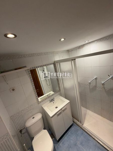 Foto e8fcfe1f-1d96-44c5-a7ab-d9c391590e4f. Pis amb aparcament piscina a Virgen del Rosario Torrejón de Ardoz