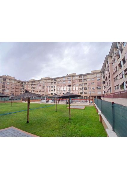 Foto 0d1a4a05-7e56-440b-ae5a-bfce92e26cff. Pis amb aparcament piscina a Virgen del Rosario Torrejón de Ardoz