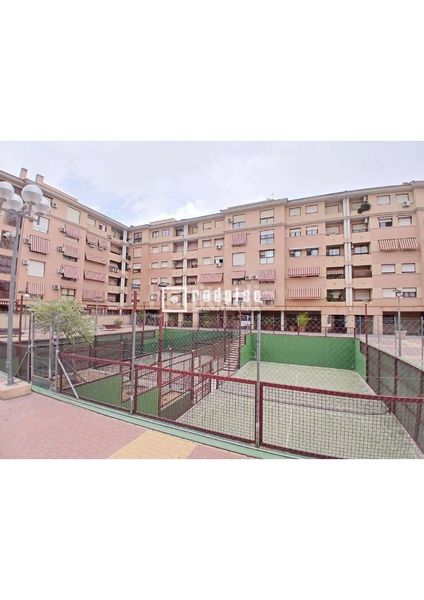 Foto 8ea96622-676b-43f6-9f30-920a5548f4c3. Pis amb aparcament piscina a Virgen del Rosario Torrejón de Ardoz