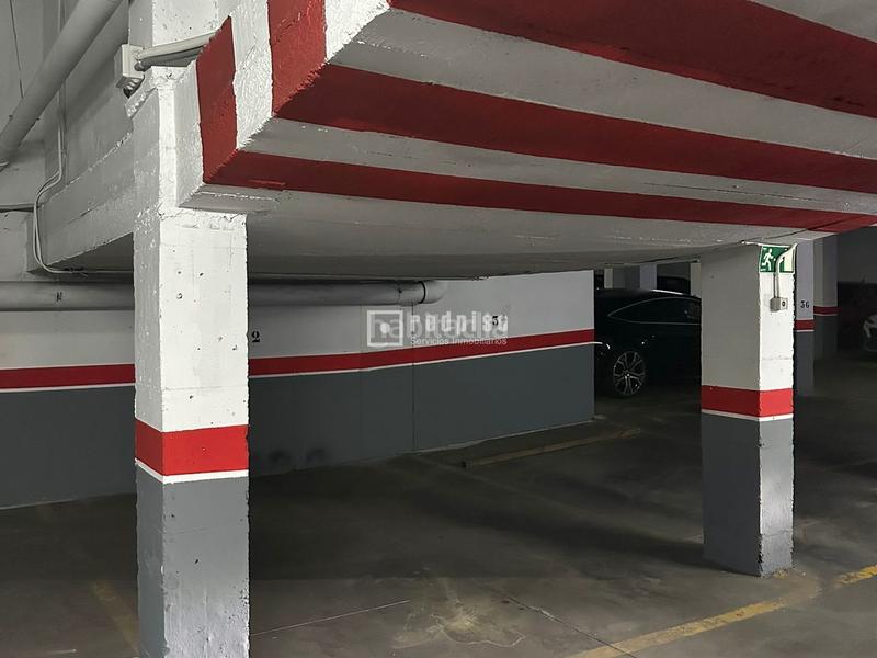 Foto 1571b102-5606-4a5f-8548-2fd82102b1e7. Parking coche redpiso usera rio vende plaza de garaje en Madrid