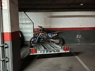 Aparcament cotxe  Antonio lopez. Redpiso usera madrid rio en calle antonio lopez