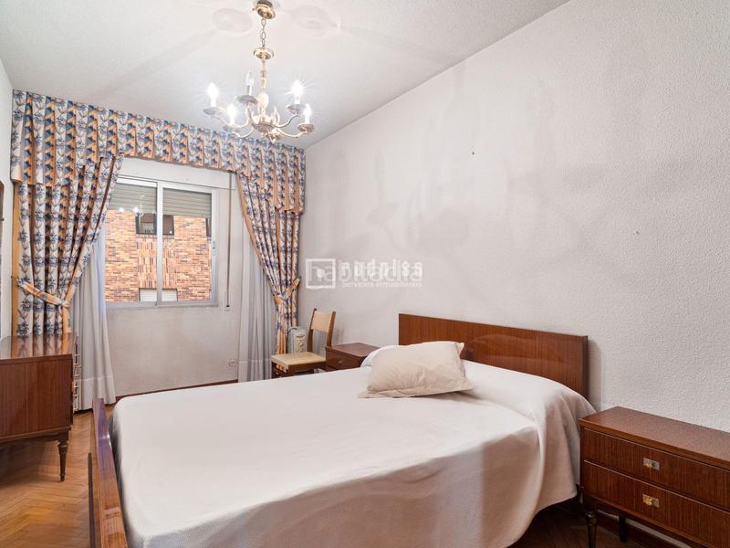 Foto 9d77f818-0eb0-49cb-a0b4-a06fca280aaa. Appartement avec chauffage dans Almendrales Madrid