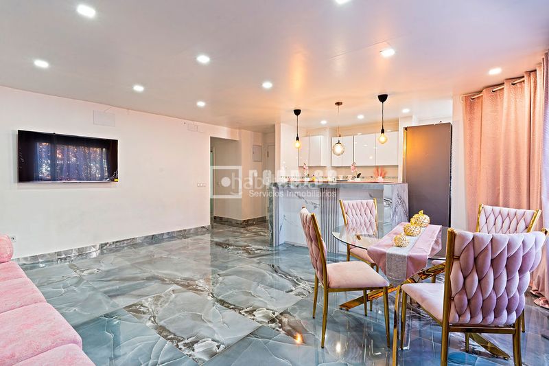 Foto 4c4b0e42-ef2d-456a-b033-128d311d2d67. Pis a Pradolongo Madrid