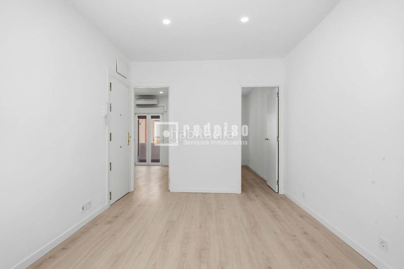 Foto 124b26cf-045f-4fef-96c9-dbb6c7c44f86. Pis a Almendrales Madrid