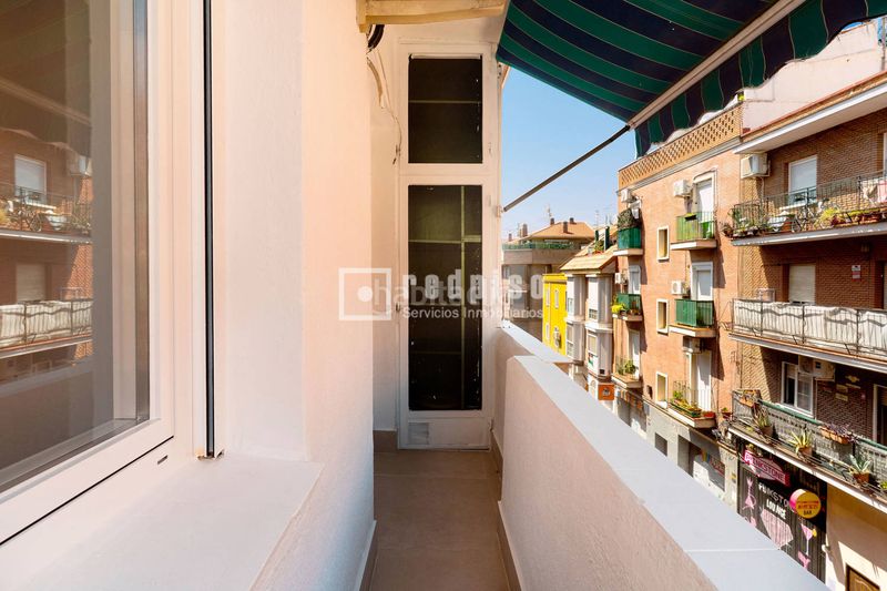 Foto 8d45100f-794b-491f-a54f-ca986b8f0136. Pis a Almendrales Madrid