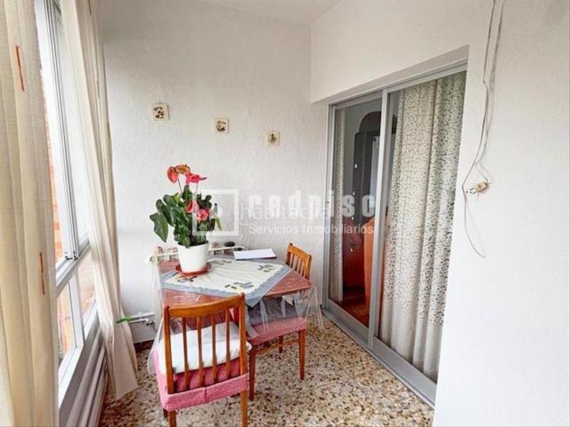 Foto 27d70663-a124-405f-bb41-790c95569fd3. Piso  en venta para entrar a vivir en Ambroz Madrid