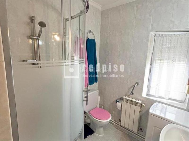 Foto 9c9411b5-7597-4c72-9b82-bfdb2e5c3b31. Piso  en venta para entrar a vivir en Ambroz Madrid