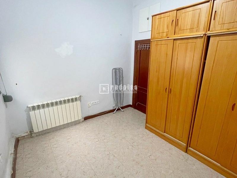 Foto 17378b59-8791-468c-84f1-85314224a81c. Flat with heating in Ambroz Madrid