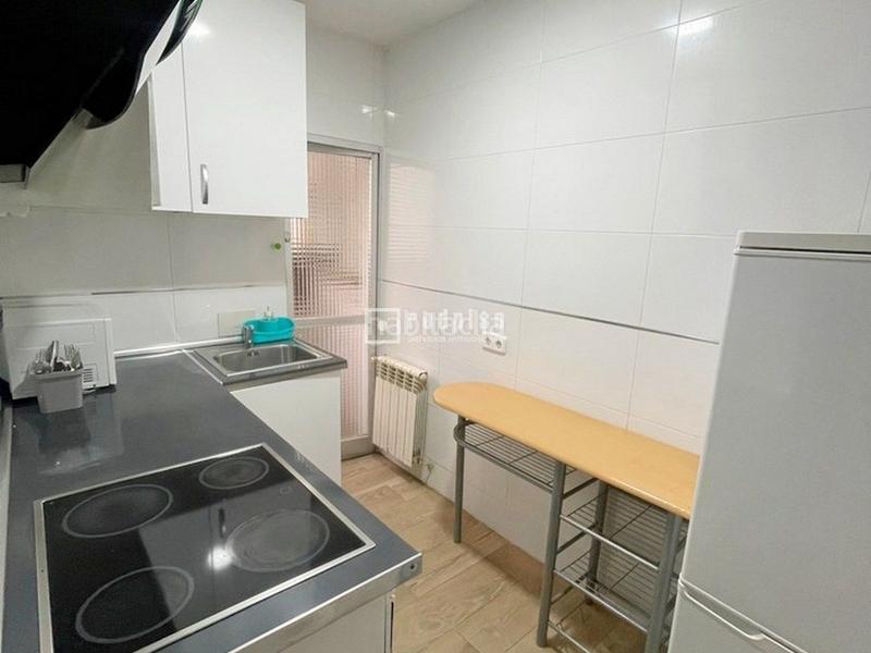 Foto f3dacec6-6247-4003-97df-43245309f748. Flat with heating in Ambroz Madrid
