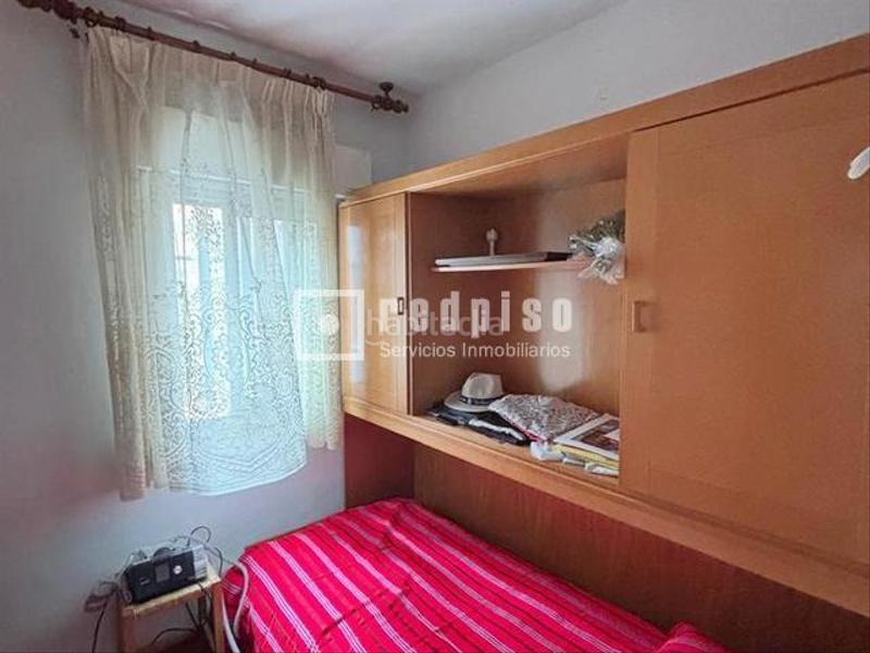 Foto 134c16e9-6dcf-4941-a81a-3052476ab6e1. Etagenwohnung mit heizung in Ambroz Madrid