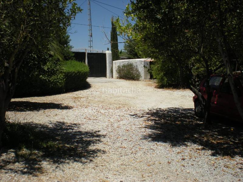 Foto 45361d96-739d-4b81-84f9-6f26ec4725bf. Chalet villa en venta en Centro Alhaurín de la Torre