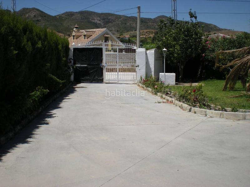 Foto 593028d2-3892-40b8-af44-591b7ae1bb3d. Chalet villa en venta en Centro Alhaurín de la Torre