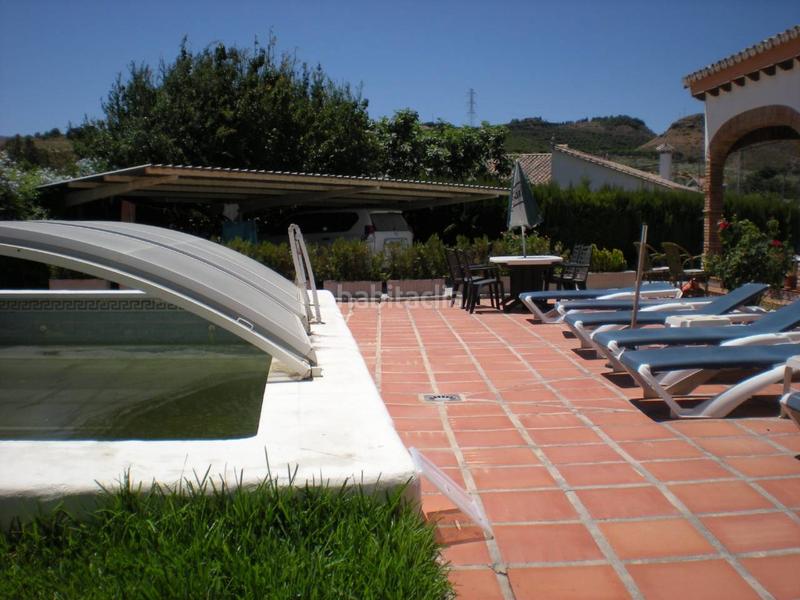 Foto d971489b-ecca-43ec-8157-20e0a8808ccd. Chalet villa en venta en Centro Alhaurín de la Torre