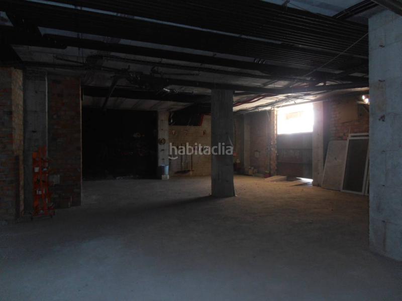 Foto 4f073bc2-b1cd-484e-bd2c-6fe4a5a547df. Alquiler local comercial  diáfano en zona Puerto Marina en Benalmádena