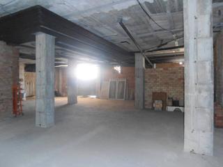 Lloguer Local Comercial a Puerto Marina. Local comercial diáfano en zona puerto marina