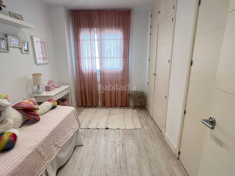 Foto 4defea2f-ea49-451b-87fb-3b613def30ef. Apartament amb aparcament piscina a El Pinillo Torremolinos