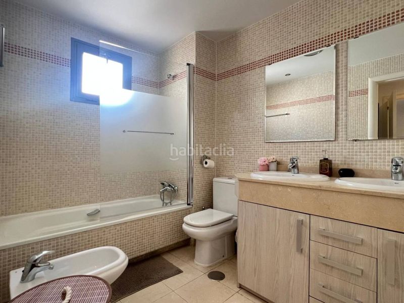 Foto bdf76294-5ff5-461d-b835-f1398ad41adc. Apartament amb aparcament piscina a El Pinillo Torremolinos