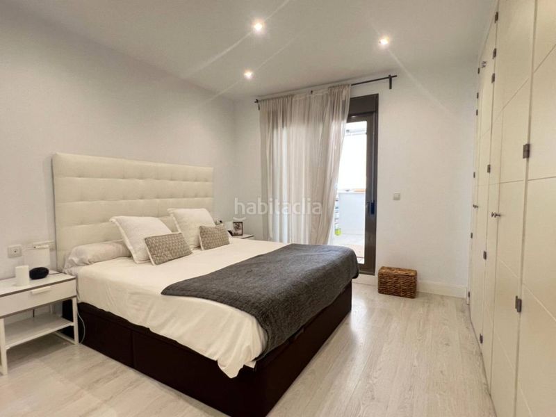 Foto f7ac2723-a865-4700-9a16-29b2ebb6b947. Apartament amb aparcament piscina a El Pinillo Torremolinos