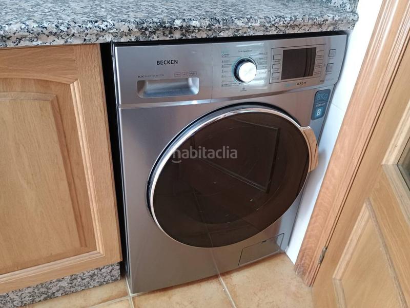 Foto 13c3e246-4a42-483c-a1e5-a8bf55ff1cc4. Miete appartement mit parking pool in Puerto Marina Benalmádena