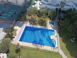 Apartament a Puerto Marina. Apartamento en benalmádena costa