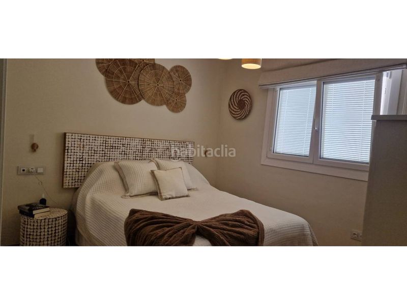 Foto 3d2f9b8e-c786-4e49-860c-c65e0f75e70a. Àtic amb aparcament piscina a Puerto Marina Benalmádena