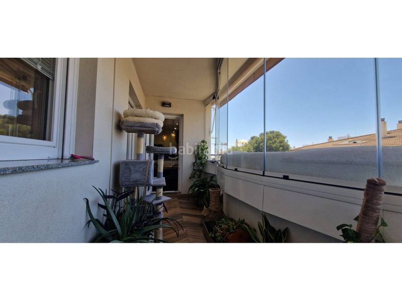 Foto 437ee591-1181-4623-ae22-d300e5268e6f. Àtic amb aparcament piscina a Puerto Marina Benalmádena