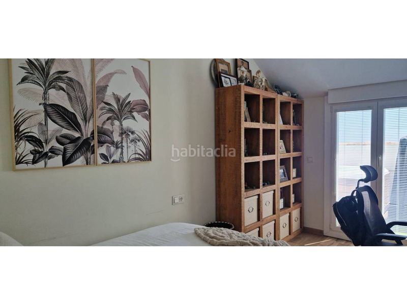 Foto 481e12f1-0996-413e-bfb7-221485bf6580. Àtic amb aparcament piscina a Puerto Marina Benalmádena