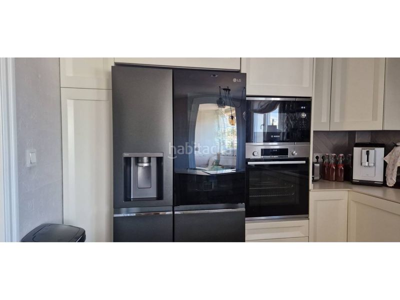 Foto 6296b591-d6ea-4adc-beaf-06e7de01f8d3. Àtic amb aparcament piscina a Puerto Marina Benalmádena