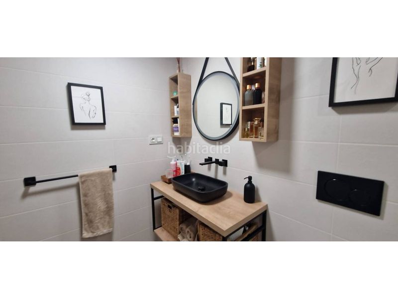 Foto 66ee7e25-ea5c-49c7-a8e6-84010395af36. Àtic amb aparcament piscina a Puerto Marina Benalmádena