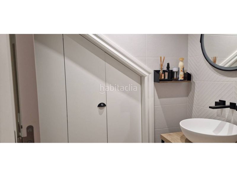 Foto 7830c91d-dadb-44fd-a6df-ff57b700f1b3. Àtic amb aparcament piscina a Puerto Marina Benalmádena