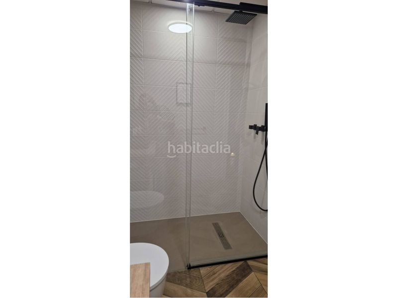 Foto ef6ea0c3-ad6a-4c49-9447-99698336481e. Àtic amb aparcament piscina a Puerto Marina Benalmádena