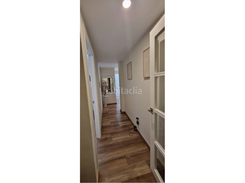 Foto f2e92cc7-b9b5-4c7e-acb2-85d548b4b797. Àtic amb aparcament piscina a Puerto Marina Benalmádena