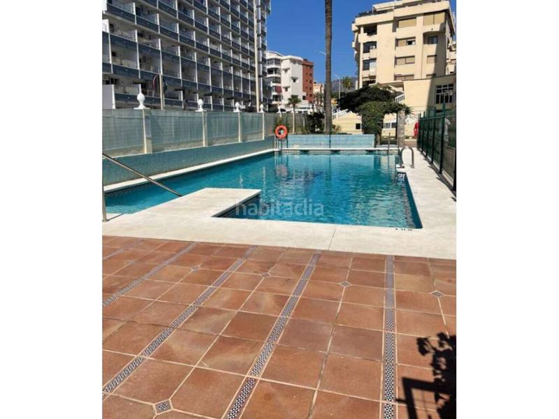Foto 45dc9000-ae69-423b-be2a-842230dfa50e. Apartament amb aparcament piscina a La Carihuela - Los Nidos Torremolinos
