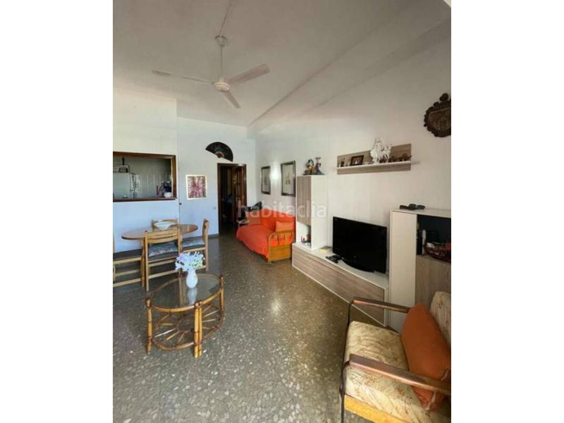 Foto 9429f7d8-4d31-4cf1-b666-79fb2f35b3cd. Apartament amb aparcament piscina a La Carihuela - Los Nidos Torremolinos