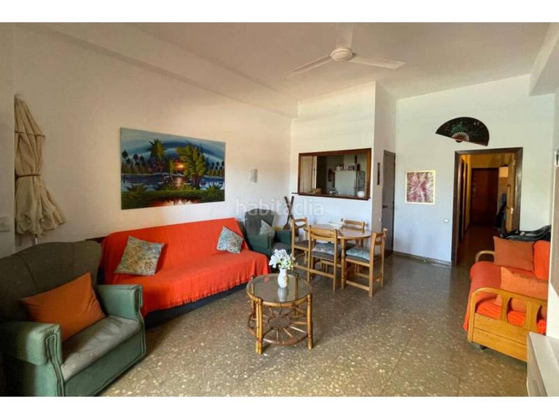 Foto ef227274-a4c3-49ea-b71a-819ed260db58. Apartament amb aparcament piscina a La Carihuela - Los Nidos Torremolinos