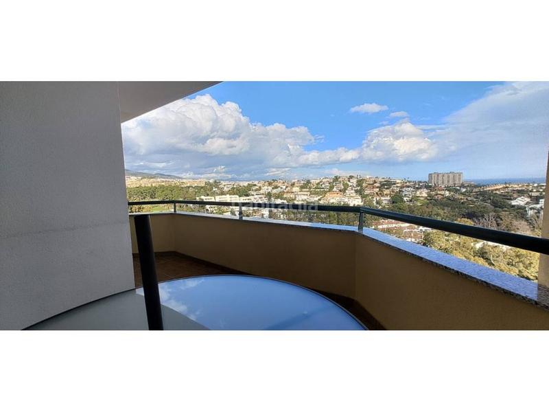 Foto ae340ead-c07f-4870-a5f9-b20c4d4cd5eb. Attique avec parking piscine dans Zona Centro Comercial Torrequebrada Benalmádena