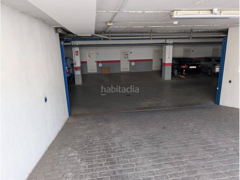 Foto bd4b13d6-fad8-47ea-aaca-5f37277cbb8e. Parking coche garaje doble costa en Cortijo Torrequebrada Benalmádena