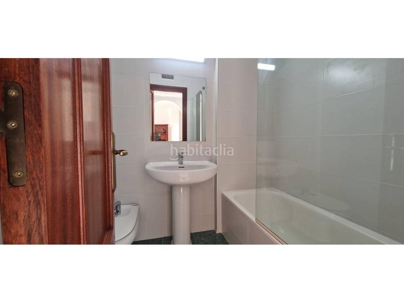 Foto 65c36f79-8823-481e-b170-ff01f5f8cee4. Duplex with heating parking pool in Parque de la Paloma Benalmádena