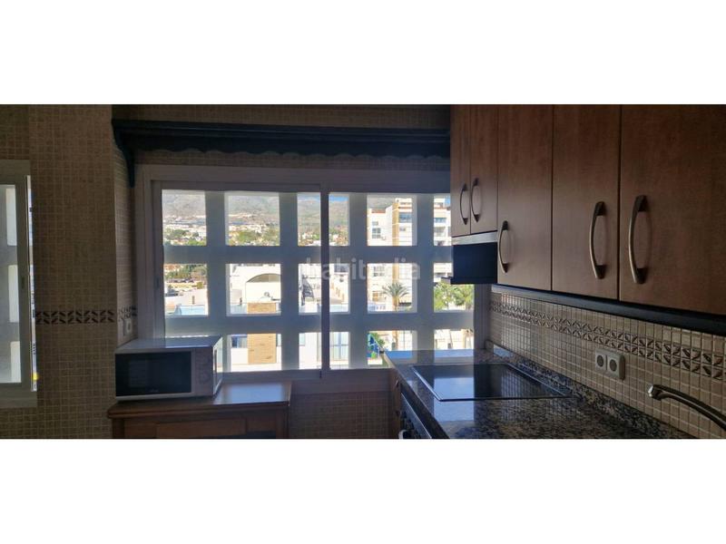 Foto f327f53a-5071-4b6c-911d-281d0d37b988. Rent flat with heating pool in Puerto Marina Benalmádena