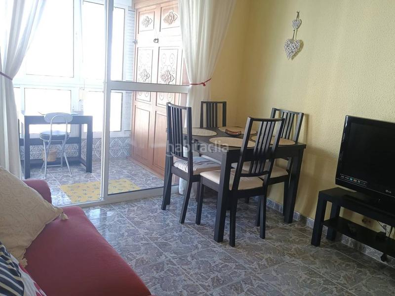 Foto 8a7e8443-5417-4290-afad-920a3ffa6015. Appartamento con parcheggio piscina in Puerto Marina Benalmádena