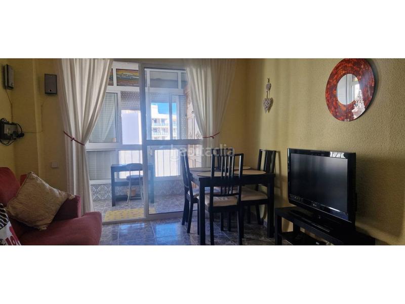 Foto b84366f9-053b-4dfb-a03b-e9e9882a3ce9. Appartamento con parcheggio piscina in Puerto Marina Benalmádena