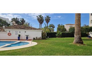 Apartament a La Carihuela - Los Nidos