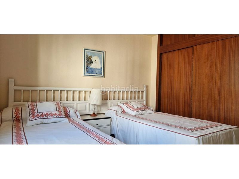 Foto 5e1fee86-65c5-4db6-b1d8-8e5f7e4b3a79. Apartament amb piscina a La Carihuela - Los Nidos Torremolinos