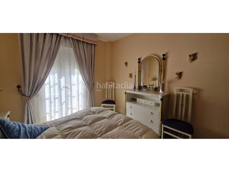 Foto b0cba4df-e0ab-45d9-90f7-c22d403b9e61. Apartament amb piscina a La Carihuela - Los Nidos Torremolinos