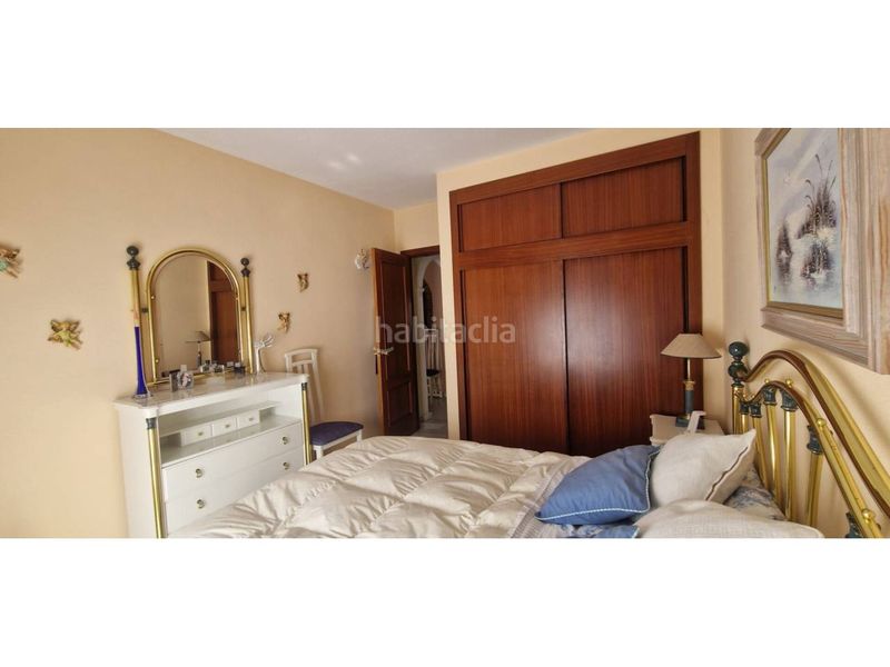 Foto cedaecf7-cce7-4faa-8e5f-382746dc2331. Apartament amb piscina a La Carihuela - Los Nidos Torremolinos