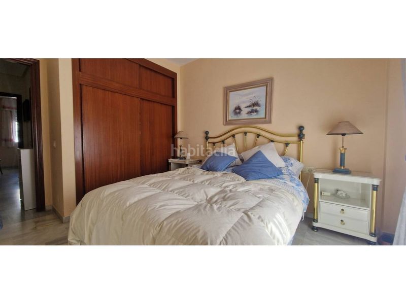 Foto d3b61c77-ca85-4324-849c-a0cd8325b1ab. Apartament amb piscina a La Carihuela - Los Nidos Torremolinos