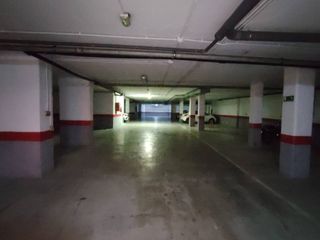 Aparcament cotxe  Avenida encinas. Garaje en benalmádena costa